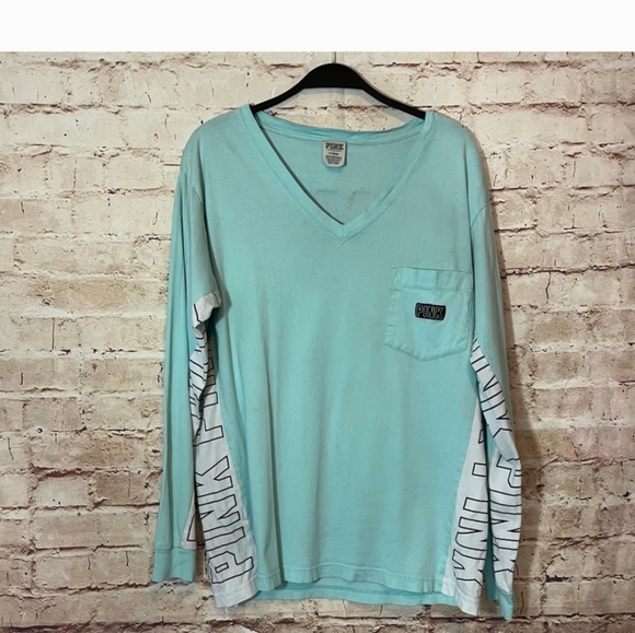 PINK Victoria's Secret 3 Leggings Plus Variety Of Shirts Like New - Picture 7 of 13